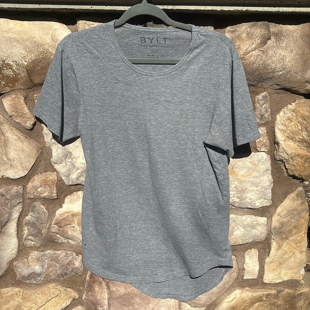 Bylt Men’s T-shirt Gray Short Sleeve Size Small Premium Basic